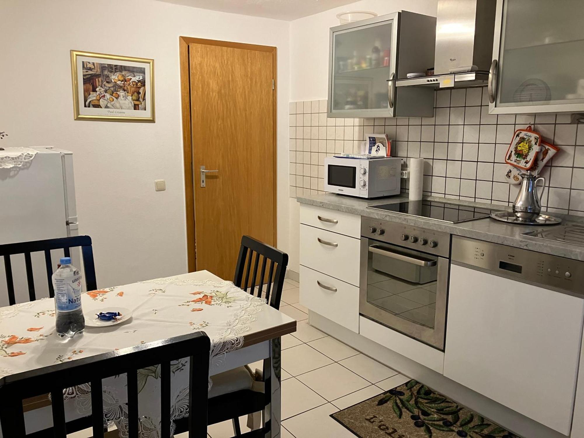Ferienwohnung Im Gruenen Eg Mit Terrasse Хердеке Екстериор снимка